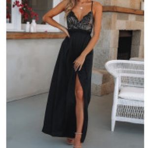 Black Floorlength Backless Dress